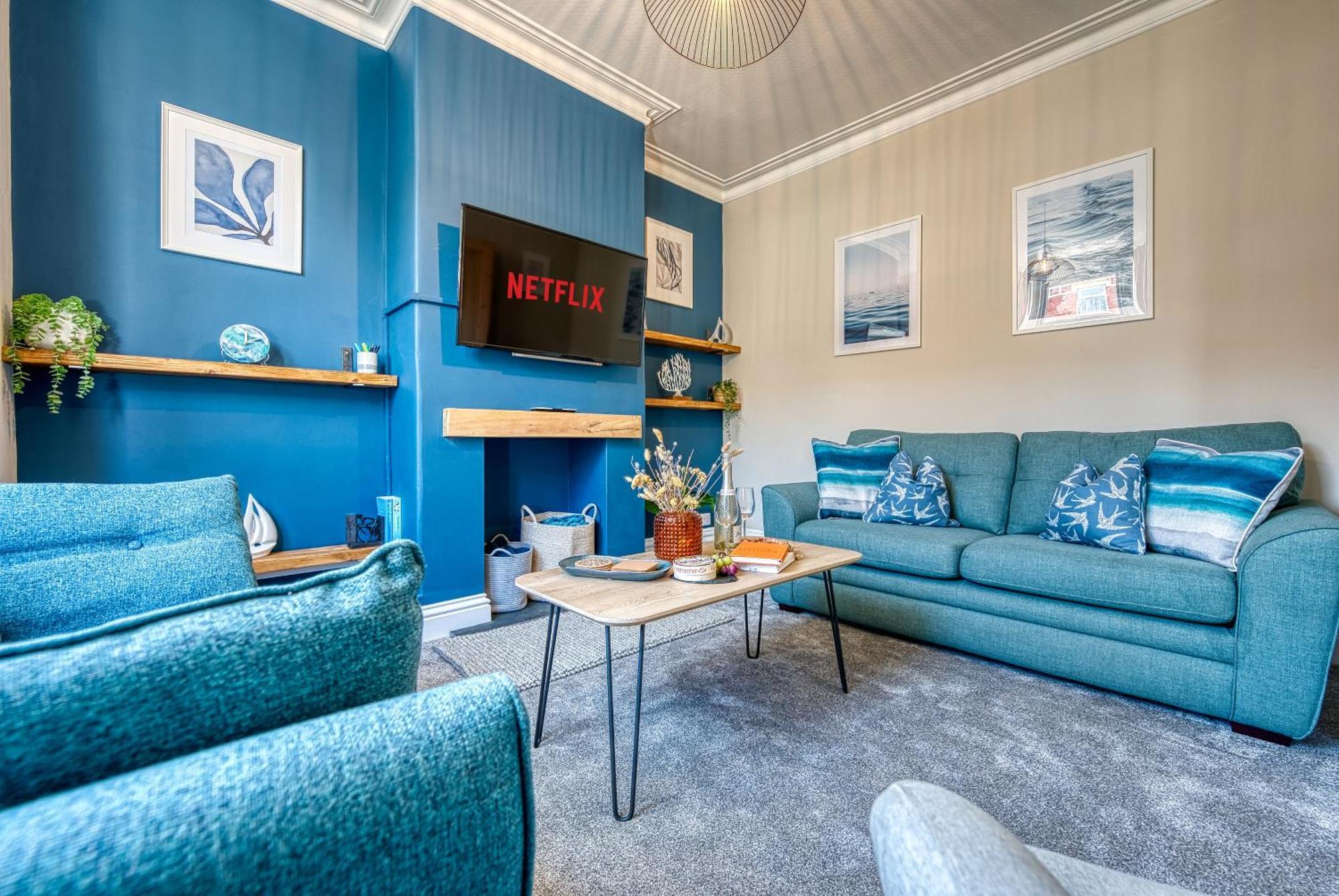 2 Bedrooms Modern, Stunning & Stylish Contractor House, Prime Portsmouth Location With Free Parking Permit, Summer Special Offer!! - By Blue Puffin Stays Kültér fotó